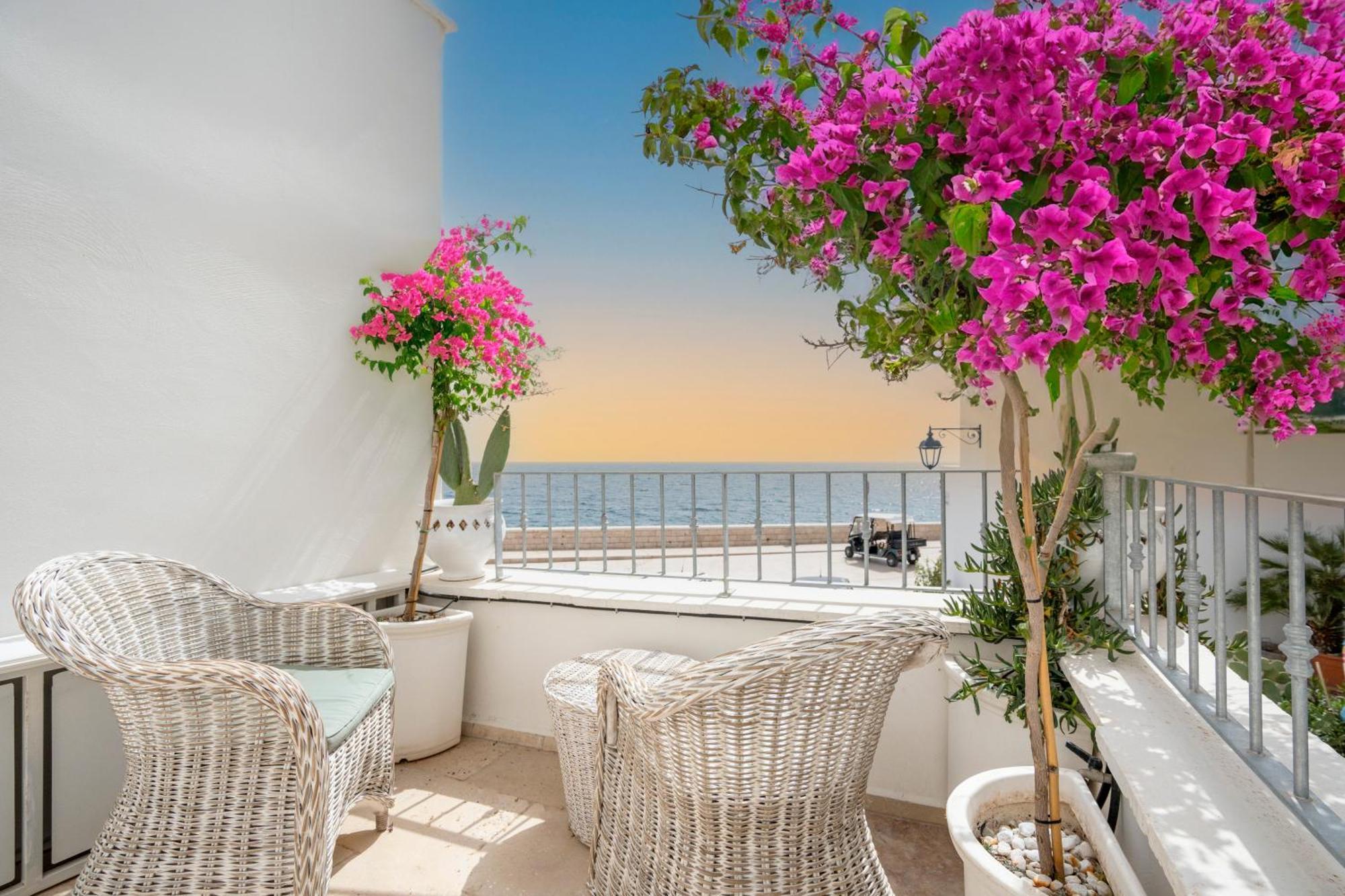 Apulia Charming Suites - Casa Lonfo Suite Sole โมโนโปลี ภายนอก รูปภาพ